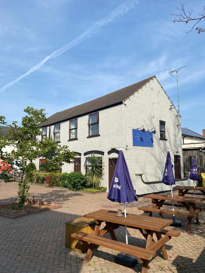 The Whistle And Flute Hotel Barnetby le Wold Exterior photo